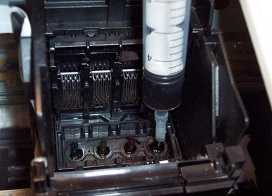 安裝新噴頭排出內(nèi)部空氣的方法