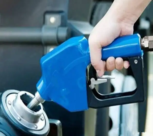 導(dǎo)致尿素泵吸液慢的原因