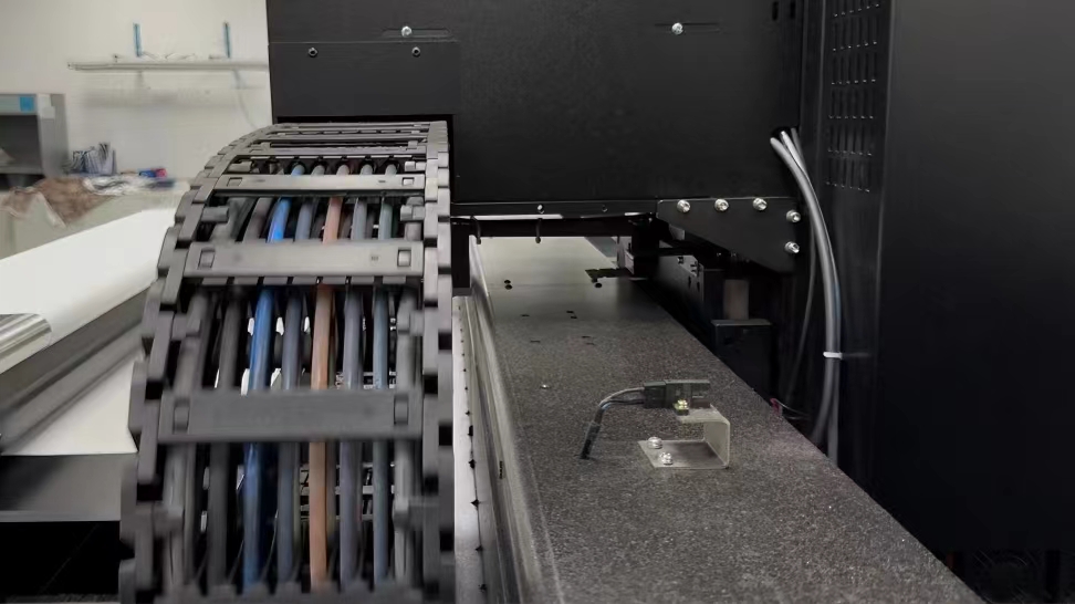 數(shù)碼印花機(jī)導(dǎo)軌保養(yǎng)的步驟 數(shù)碼印花機(jī)導(dǎo)軌保養(yǎng)的步驟