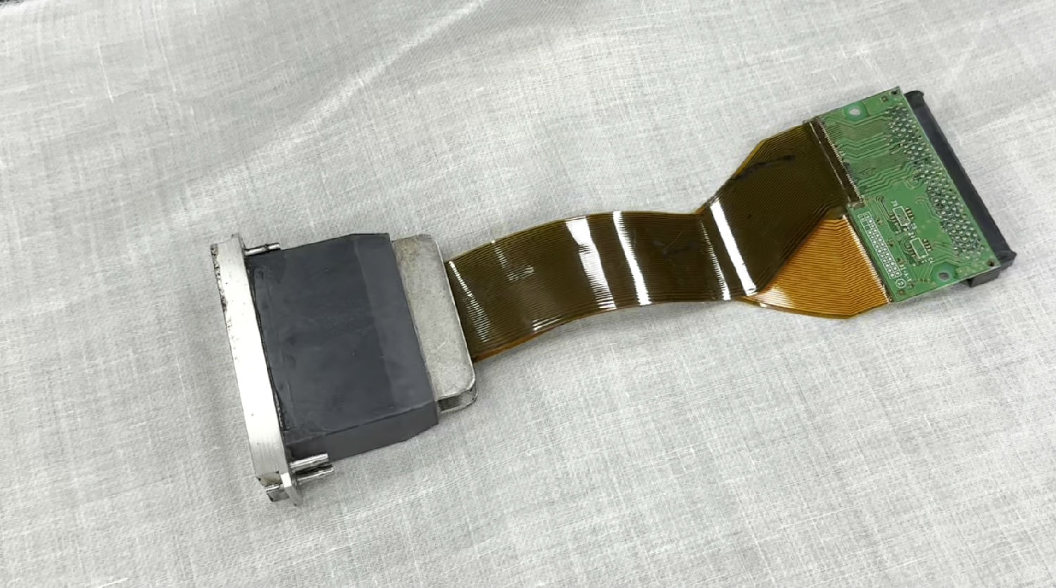 數(shù)碼印花機墨盒出現(xiàn)泡沫怎么解決?