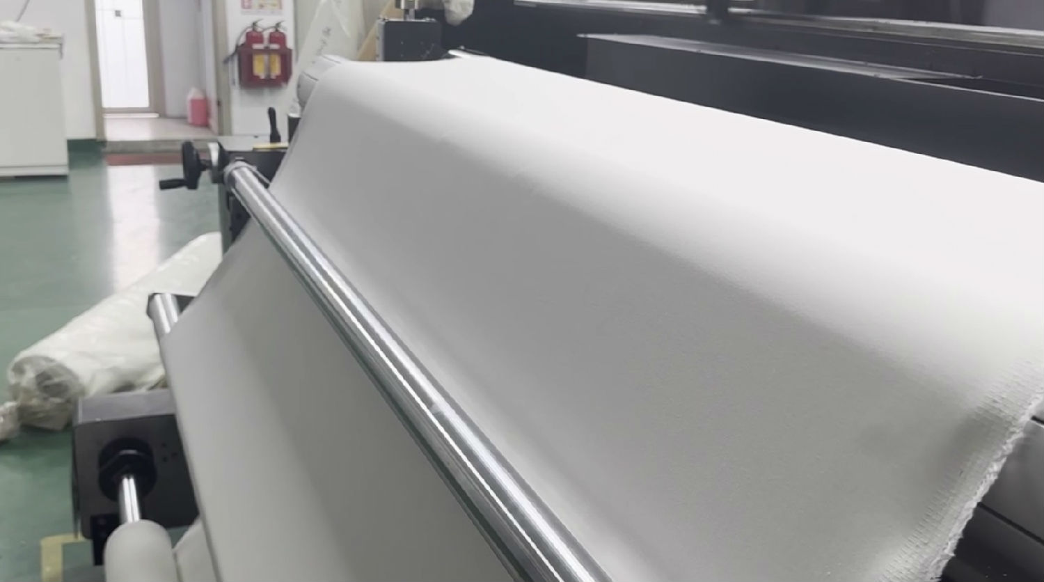 為什么要給數(shù)碼印花機(jī)配備一個穩(wěn)壓器?