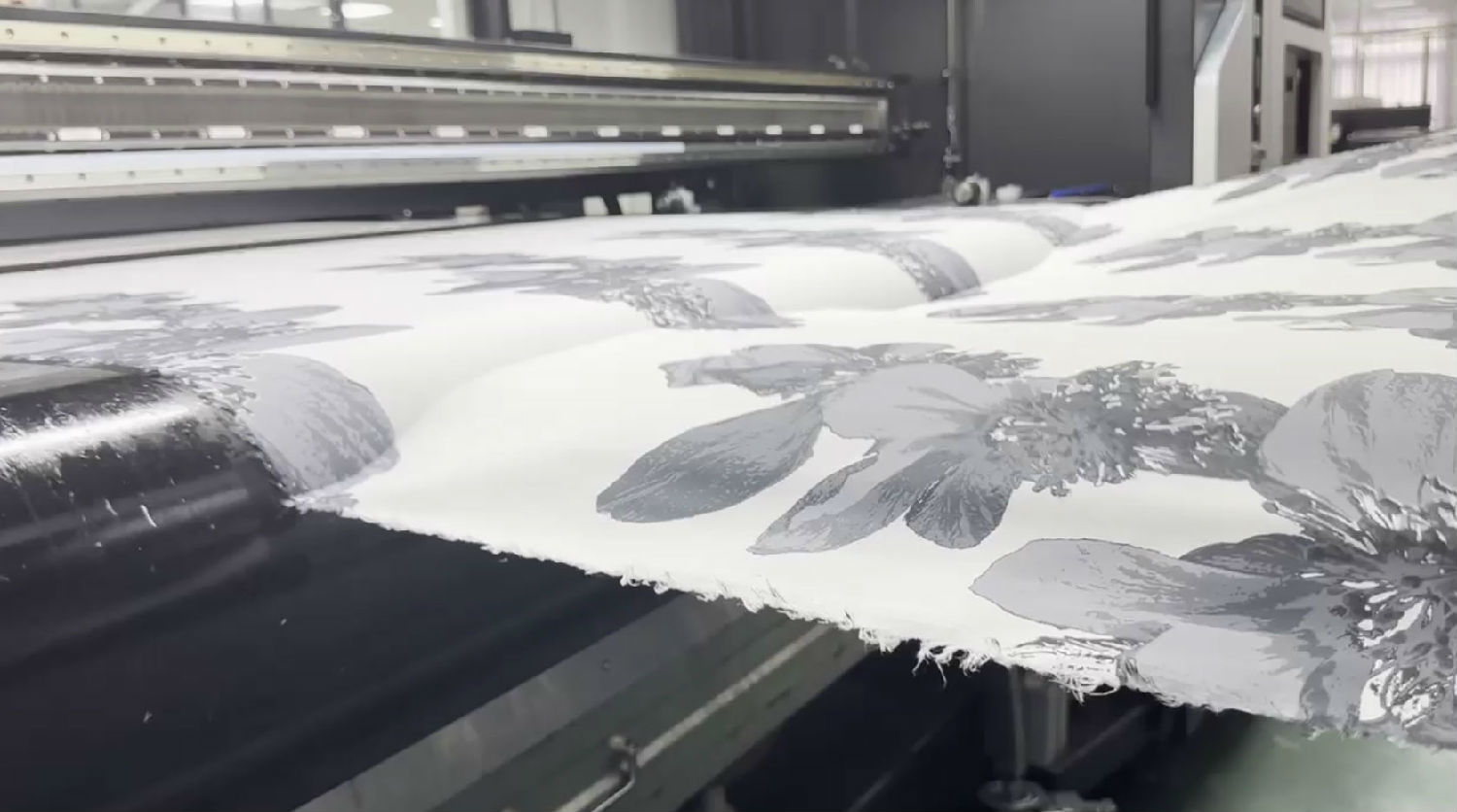 如何防止數(shù)碼印花機(jī)導(dǎo)帶接頭部位磨損 如何防止數(shù)碼印花機(jī)導(dǎo)帶接頭部位磨損